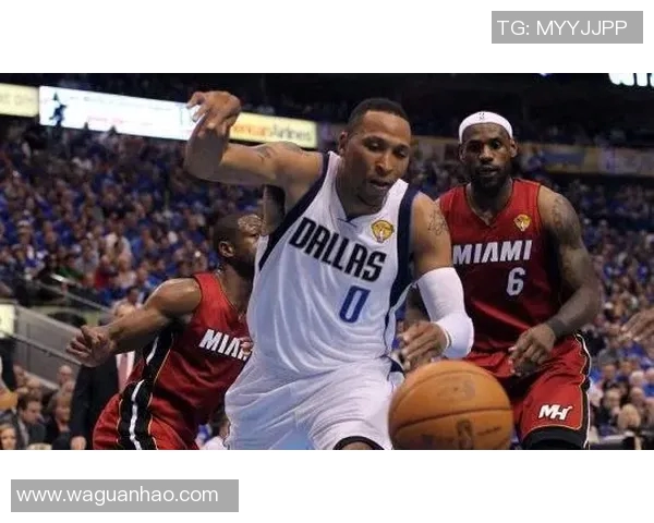 2017年小牛与热火激战回顾：篮球盛宴中的传奇对决与精彩瞬间