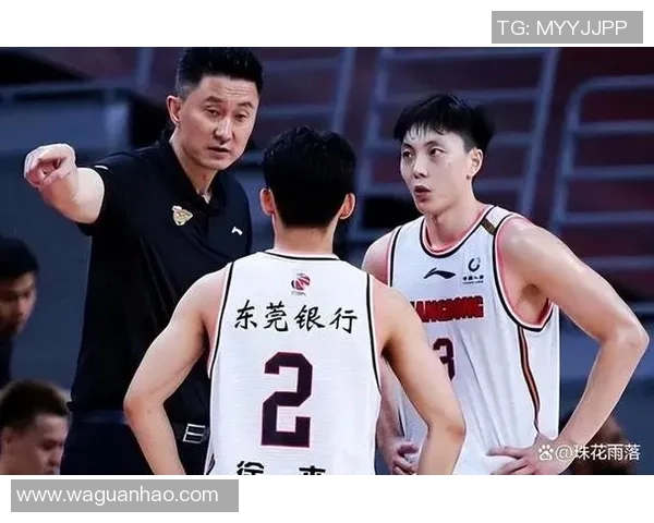 CBA精彩对决回顾广东队与同曦队的激烈较量全程录像分析