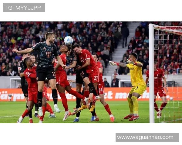 拜仁与阿森纳激战7月19日精彩对决引发球迷热议与期待 拜仁与阿森纳激战7月19日精彩对决引发球迷热议与期待