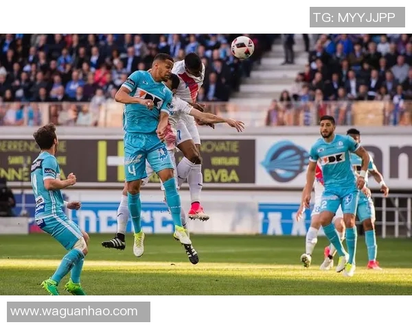 根特队奋战欧洲赛场展现实力与团队精神的崛起之路 根特队奋战欧洲赛场展现实力与团队精神的崛起之路