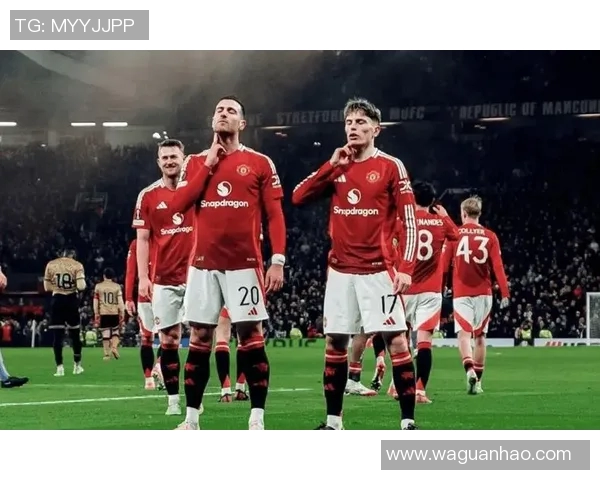 切尔西主场大胜曼联3比0展现强大实力重回英超巅峰 切尔西主场大胜曼联3比0展现强大实力重回英超巅峰